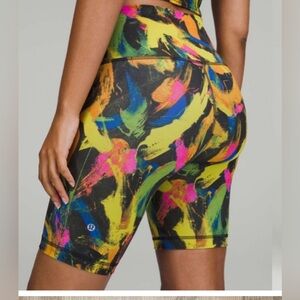 lululemon Women's Wunder Train 8” High-Rise Multicolor Shorts / size 12